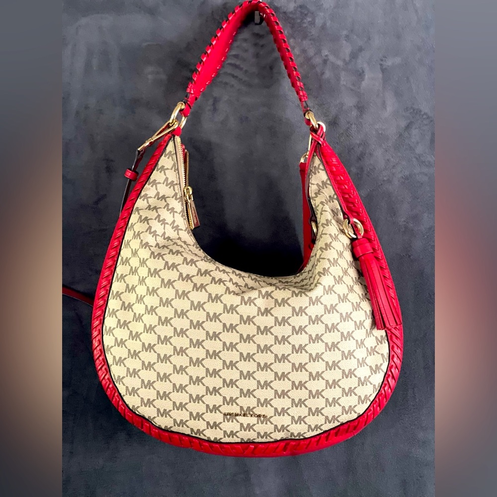 Michael Kors handbag - Picture 6 of 6